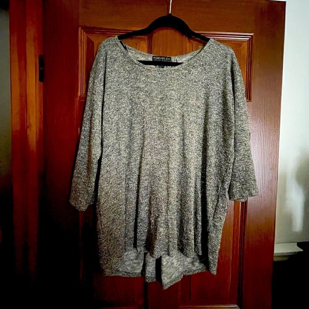 Sparkley Silver/Gray Top 